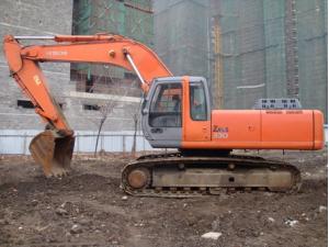 Hitachi ZX330